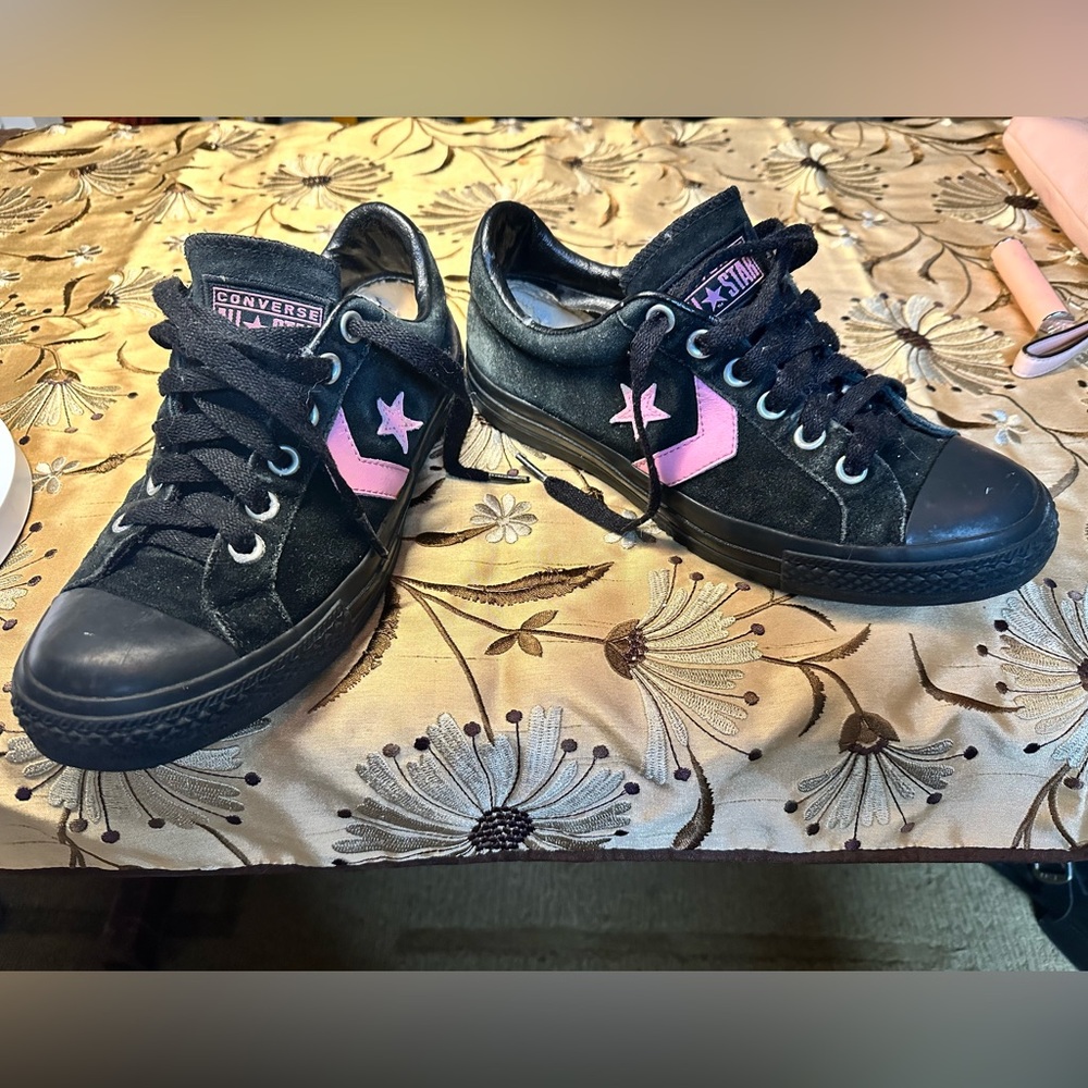 Black and pink suede converse sneakers size 8.5